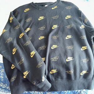 Nike crew neck